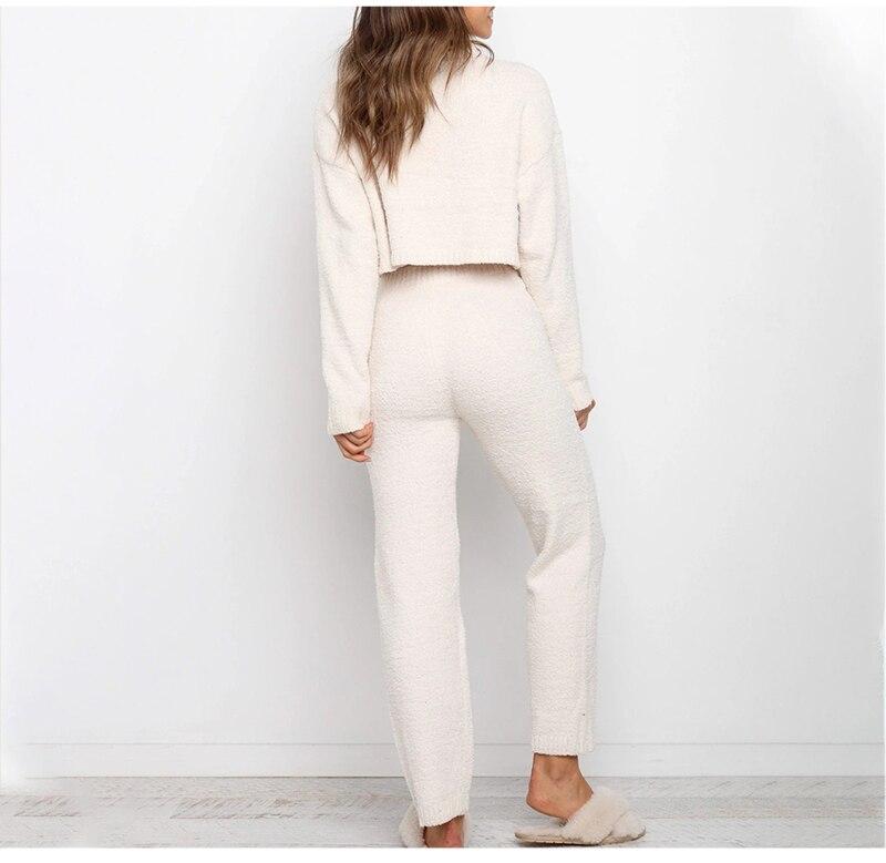 White Knitted Two Piece Set For Women O Neck Long Sleeve Short Top