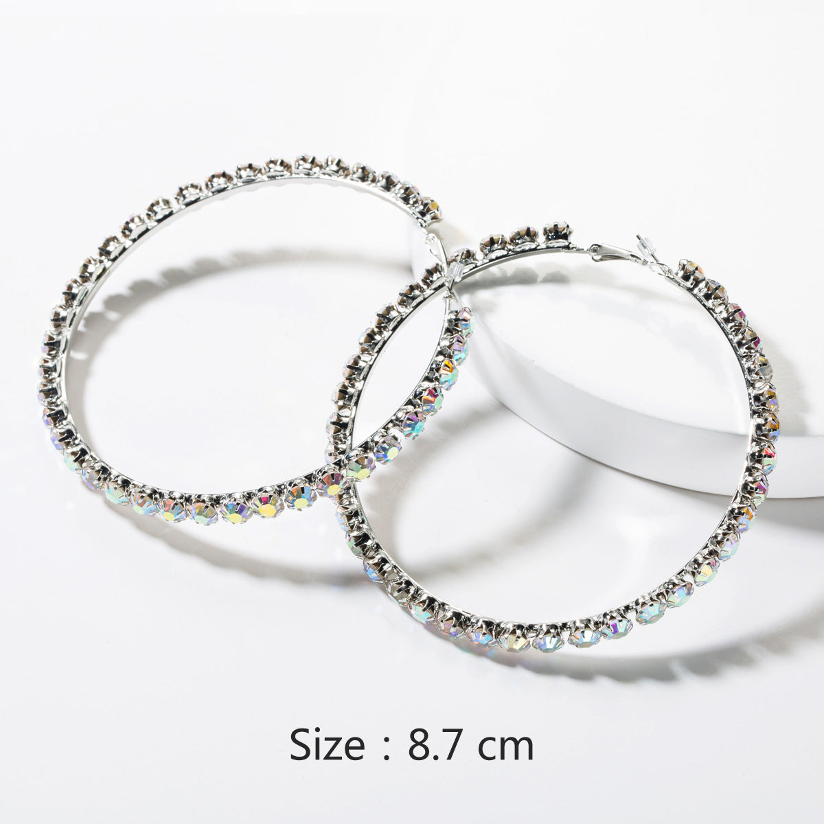 New fashion earrings women wholesale exquisite love simple super flash