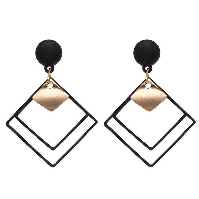 Korean Statement Black Acrylic Drop Earrings for Women 2019 Fashion Jewelry Vintage Geometric Gold Asymmetric Earring