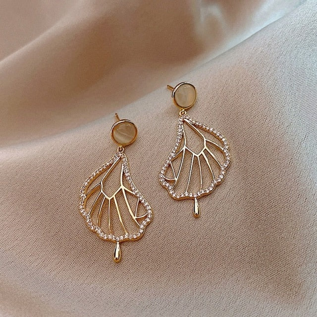 2021 New Trendy Moon Dangle Earrings For Women Temperament Pearl Cherry Cat Rhinestone Pendant Earring Girl Party Jewelry Gift