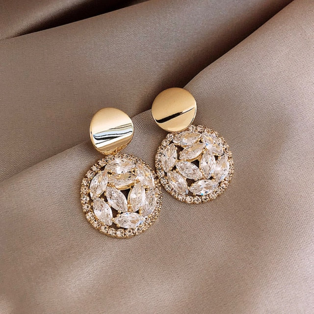 2021 New Trendy Moon Dangle Earrings For Women Temperament Pearl Cherry Cat Rhinestone Pendant Earring Girl Party Jewelry Gift