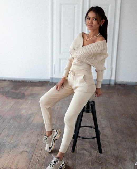 Sexy Sweater Set Tracksuit 2 Pieces Women Solid Color Off Shoulder Batwing Sleeve Suit V Neck Pencil Trouser 2021 New Fall